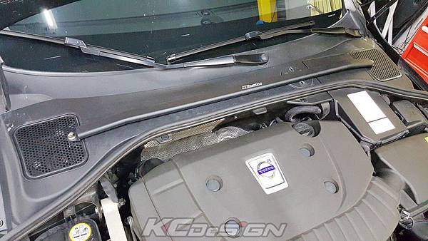 Volvo V60 D4 安裝 KCDesign 引擎室拉桿、全車結構桿、後防傾桿_007.jpg