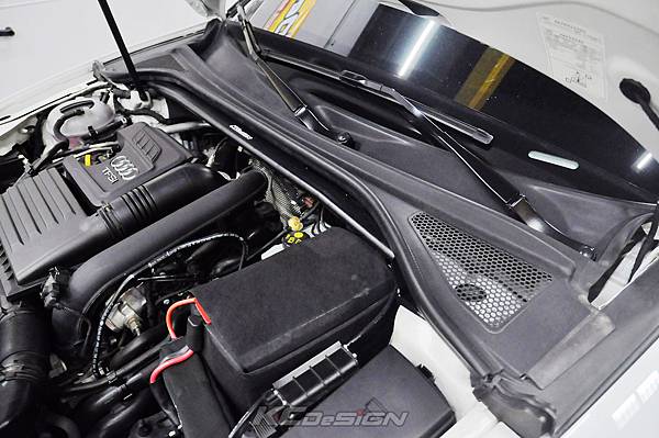 Audi A3 8V 引擎室拉桿 底盤一覽圖_011.jpg