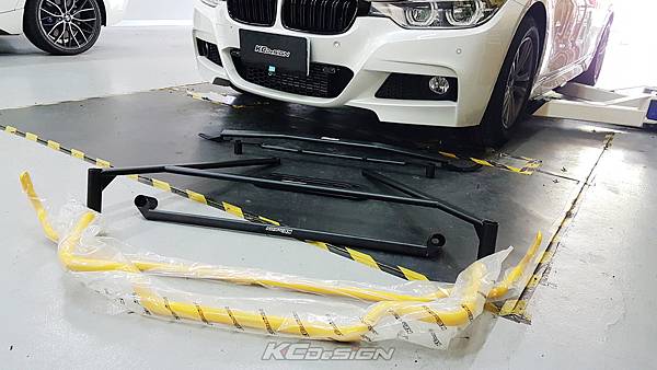 BMW F30 Lci 318D 安裝 KCDesign 全車結構桿、防傾桿_029.jpg
