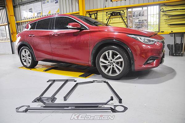 Infiniti Q30 1.6T 升級 KCDesign 全車底盤結構桿(五件式)_001.jpg Infiniti Q30 1.6T 升級 KCDesign 全車底盤結構桿(五件式)_001.jpg