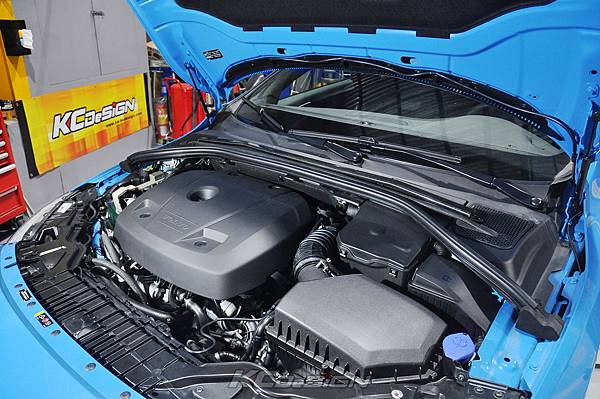 Volvo V60 Polestar 18年式 安裝 KCDesign 前後4點式結構桿、後防傾桿、T6 鋁合金渦輪管_047.jpg Volvo V60 Polestar 18年式 安裝 KCDesign 前後4點式結構桿、後防傾桿、T6 鋁合金渦輪管_047.jpg