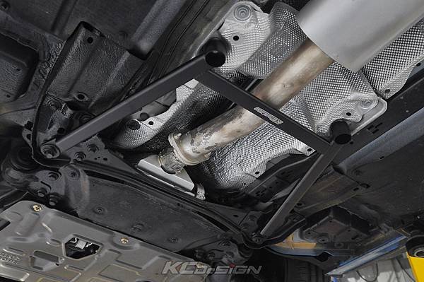 Volvo V60 Polestar 18年式 安裝 KCDesign 前後4點式結構桿、後防傾桿、T6 鋁合金渦輪管_082.jpg Volvo V60 Polestar 18年式 安裝 KCDesign 前後4點式結構桿、後防傾桿、T6 鋁合金渦輪管_082.jpg