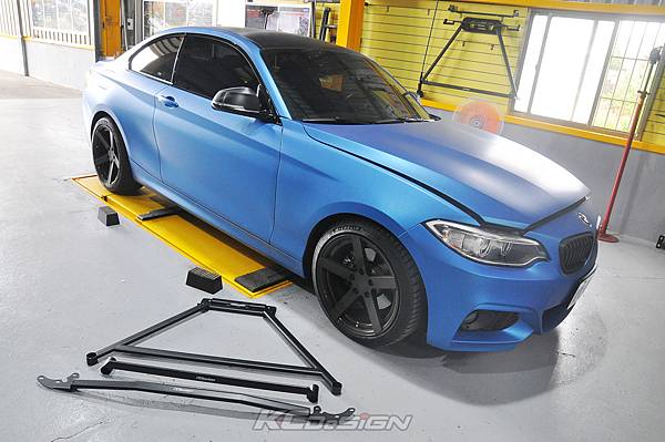 BMW F22 220D 升級 KCDesign 引擎室拉桿、前2點拉桿、後4點、後2點拉桿_002.jpg