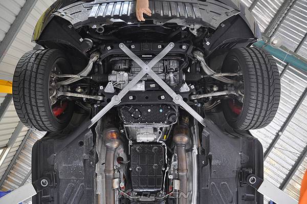 C63S.jpg C63S.jpg