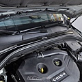 Volvo XC60 T5 安裝 KCDesign 前後4點拉桿、引擎拉桿、T5 6速渦輪管_007.jpg