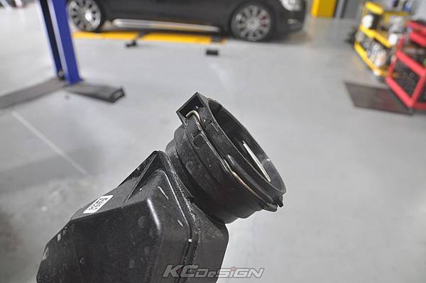 Volvo XC40 T4M 升級 KCDesign 底盤拉桿、鋁合金渦輪管_012.jpg