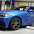 BMW F22 M235i 安裝 KCDesign 全車底盤結構桿(六件式)、前後防傾桿056.jpg