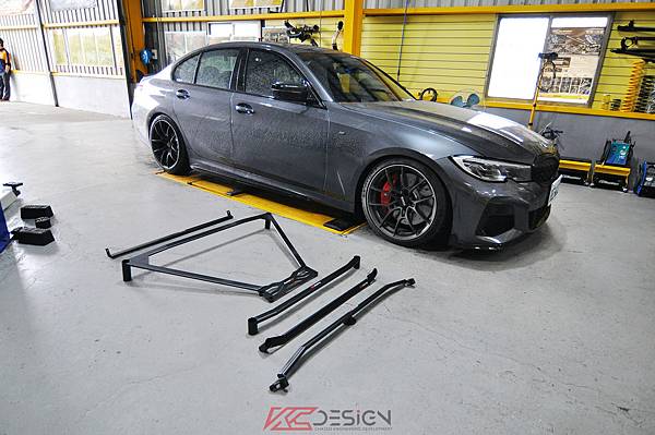 BMW G20 340i 升級 KCDesign 全車底盤結構桿5件式 201211_003.jpg