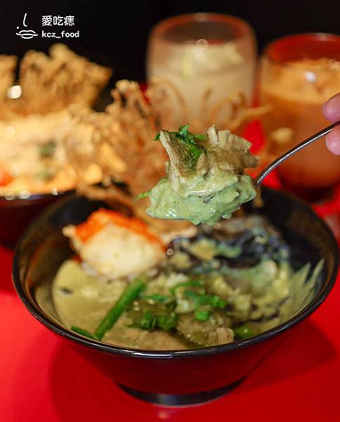 【高雄左營區美食】大心新泰式麵食 高雄漢神巨蛋店｜泰式麵食+