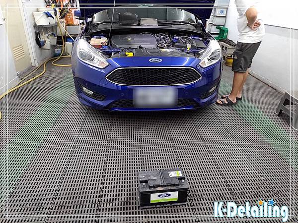 33944 FORD福特2015~2018年FOCUS MK3.5因電瓶無法發動車子前來橘客更換電瓶.jpg