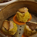 鮑魚粒燒賣