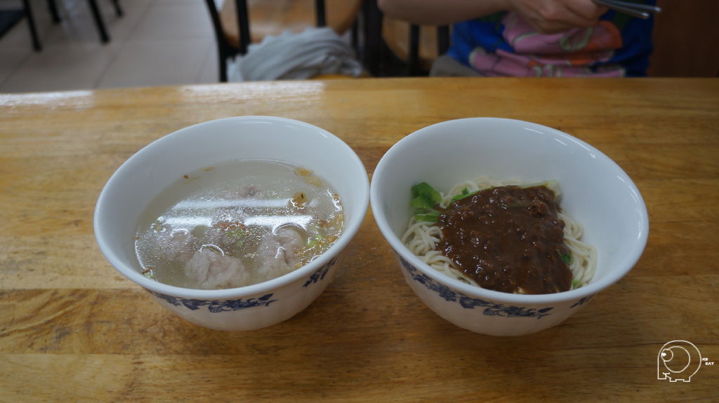 招牌乾麵+飩餛湯