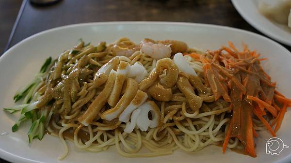 海鮮麻醬涼麵