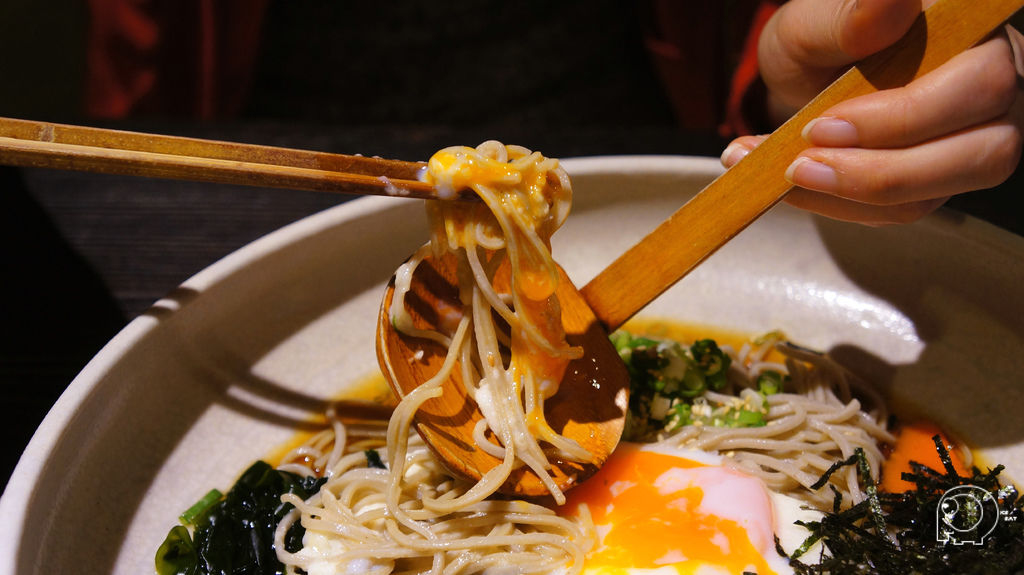 山藥泥溫泉蛋十割蕎麥冷麵