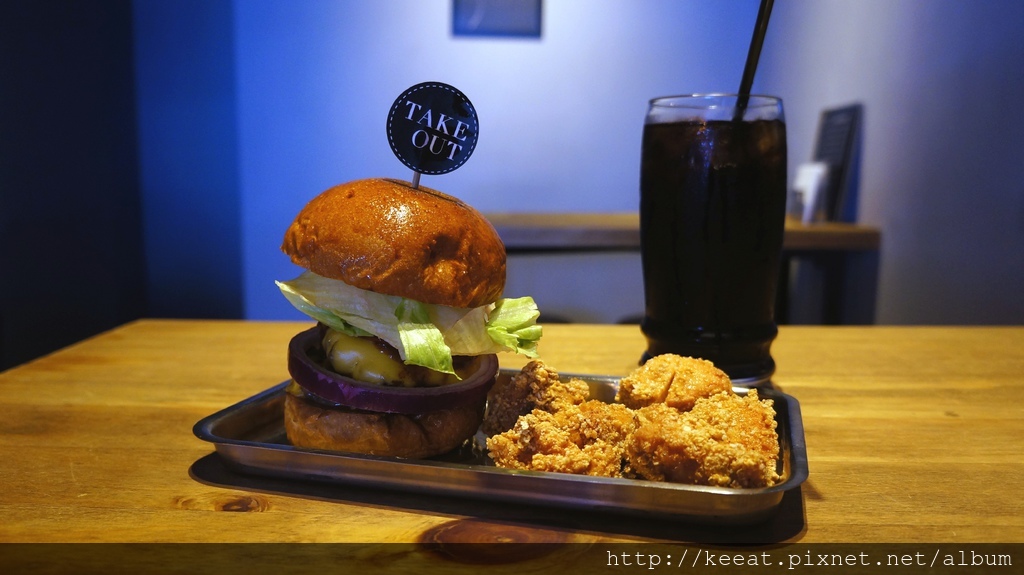 雙層牛肉經典漢堡加B餐