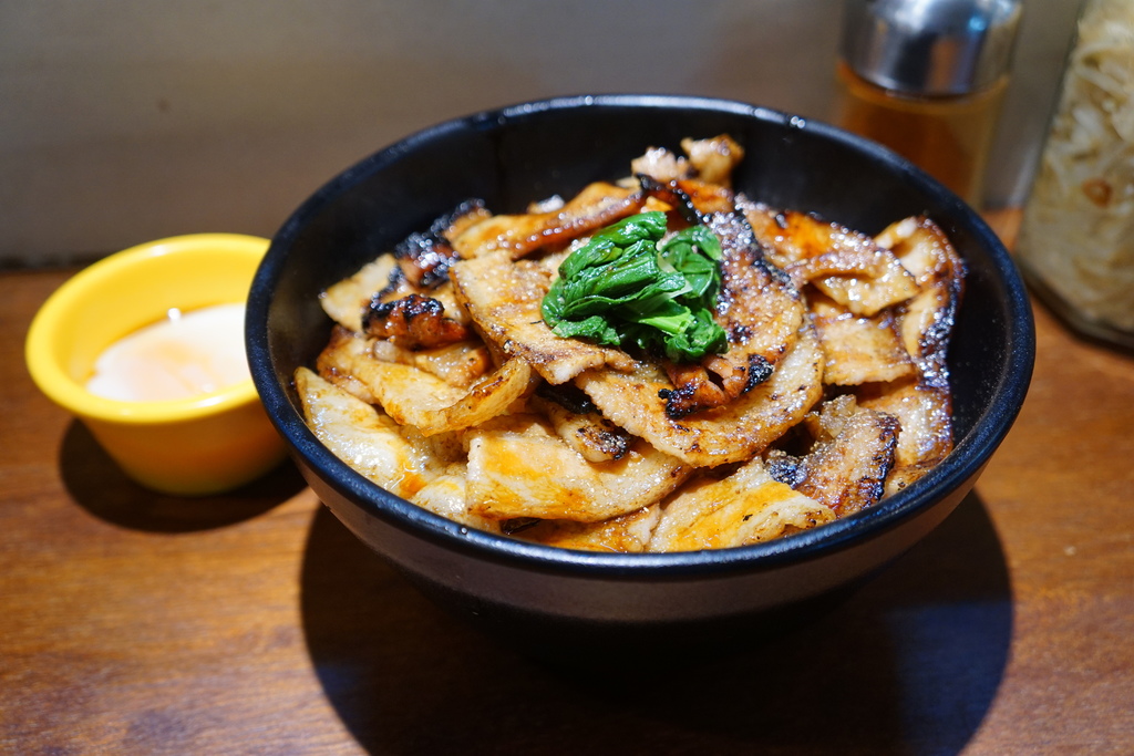 烤五花丼飯大