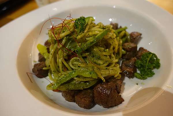 路竹異國料理 環境舒適停車方便適合家庭聚餐的小牧人異國料理餐廳 高雄市 路竹區 路竹火車站 接力吃下去 痞客邦