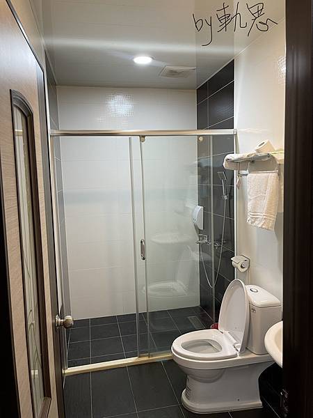 B08D4056-D255-4A11-AEB7-AF8815A40513.jpeg B08D4056-D255-4A11-AEB7-AF8815A40513.jpeg