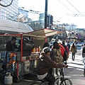 Mar.31~Robson Street。Hot Dog