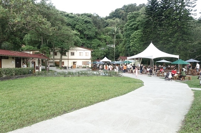 15Y0712-7.JPG 15Y0712-7.JPG