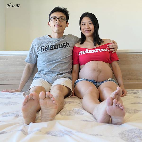 pregnant photo-relaxrush.jpg
