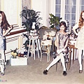 taetiseo-celebrity-magazine-1.jpg