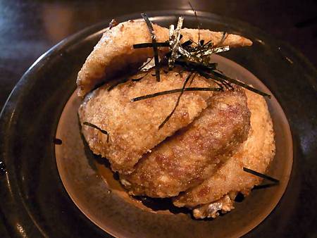 到居酒屋吃炸雞翅.jpg