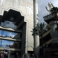 LA_中國戲院_2008_直02.jpg