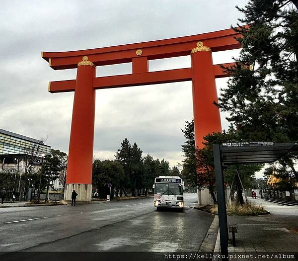 19 日本 京都 Day8 3平安神宮 日本三大神宮之一 超大鳥居 賞櫻的最佳景點 The Fairy Tale Of K 痞客邦 19 日本 京都 Day8 3平安神宮 日本三大神宮之一 超大鳥居 賞櫻的最佳景點 The Fairy Tale Of K 痞客邦