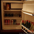 澳洲雪梨2008 046飯 店冰箱.jpg