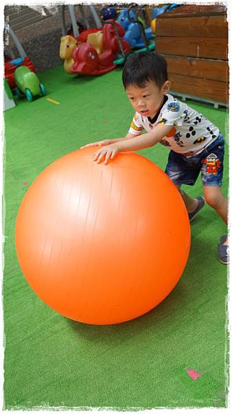 Baby3大球球唷 (2)