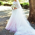 anne_hathaway_wedding_dress_01