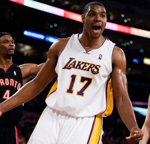 andrew-bynum-lakers-iconphotostwo208540-nba-nov-30-rapt.jpg