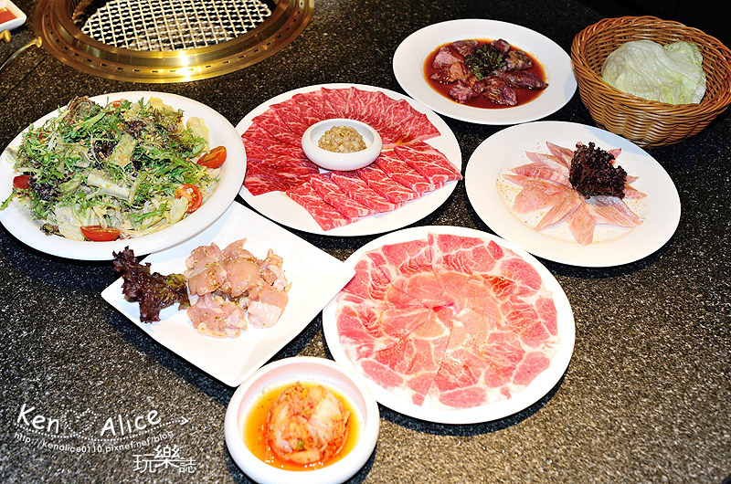 105.12台中美食_屋馬燒肉01.JPG 105.12台中美食_屋馬燒肉01.JPG