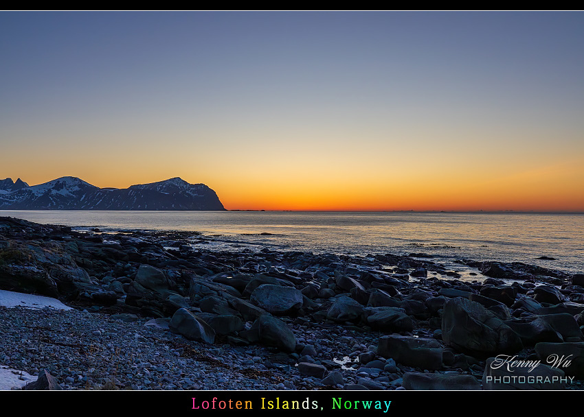 挪威．羅浮敦群島 の Vikten岩岸夕照