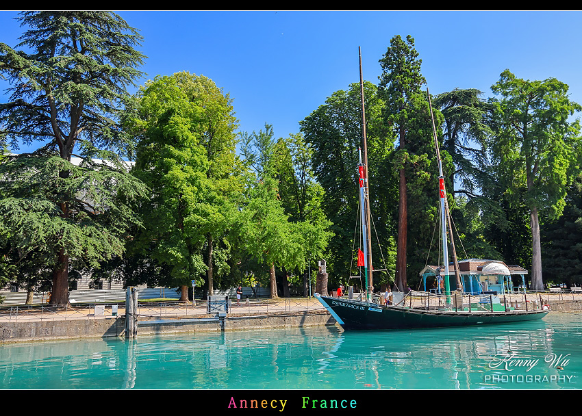 法國 の 安錫風情