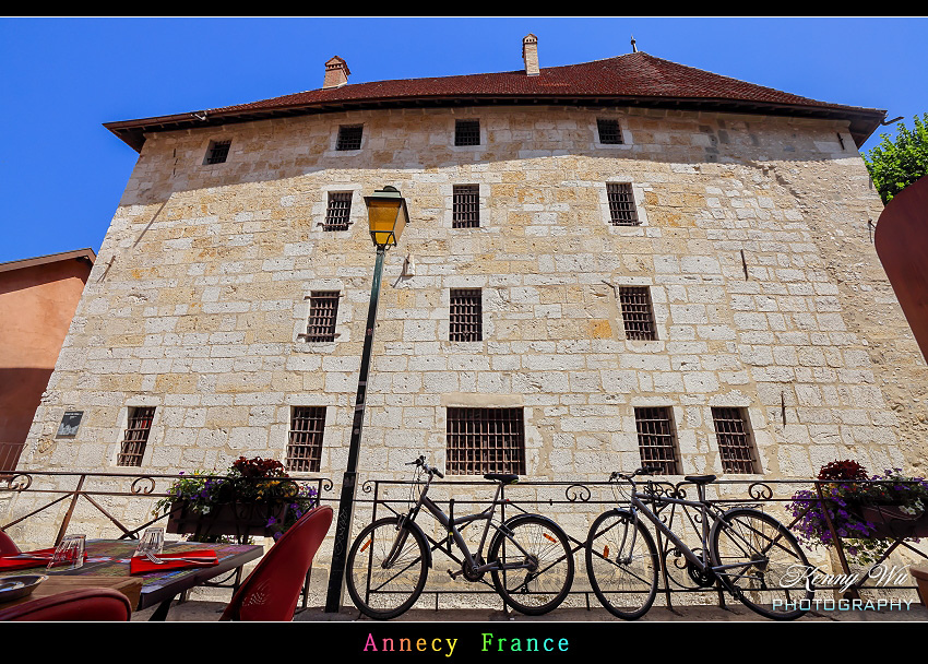 法國 の 安錫風情