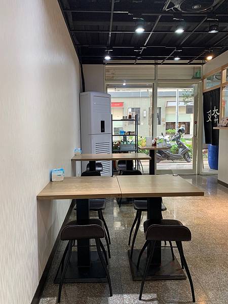 叉奔 桃園中壢炒飯 骰子牛炒飯 元智大學附近美食 炒烏龍 叉奔 桃園中壢炒飯 骰子牛炒飯 元智大學附近美食 炒烏龍