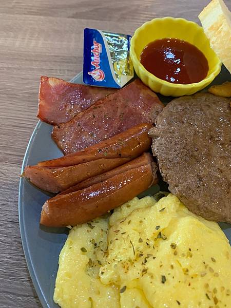 IMG_1883.jpg IMG_1883.jpg