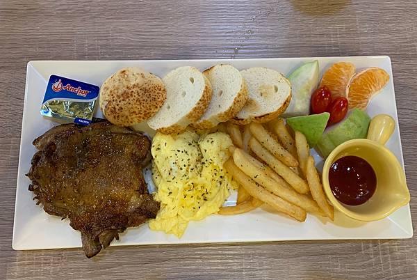 IMG_1947.jpg IMG_1947.jpg