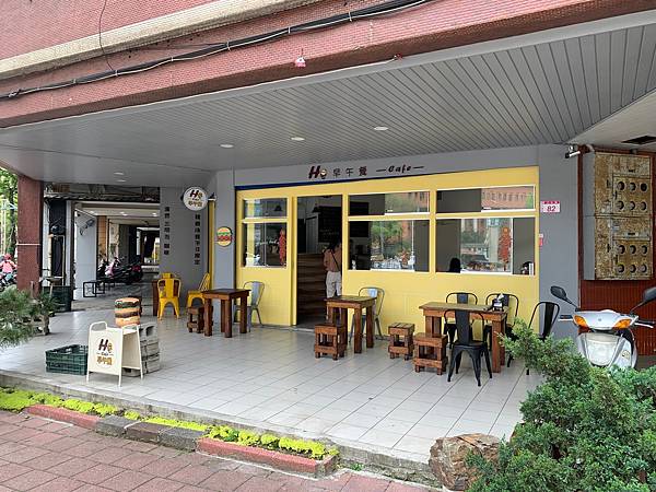 IMG_1928.jpg IMG_1928.jpg