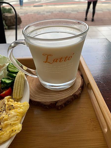 IMG_1939.jpg IMG_1939.jpg