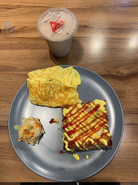 IMG_2142.jpg IMG_2142.jpg