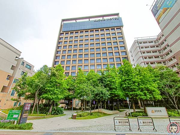 台中浮雲客棧四人房+四早餐 (不用三千?)Kloud hot 台中浮雲客棧四人房+四早餐 (不用三千?)Kloud hot