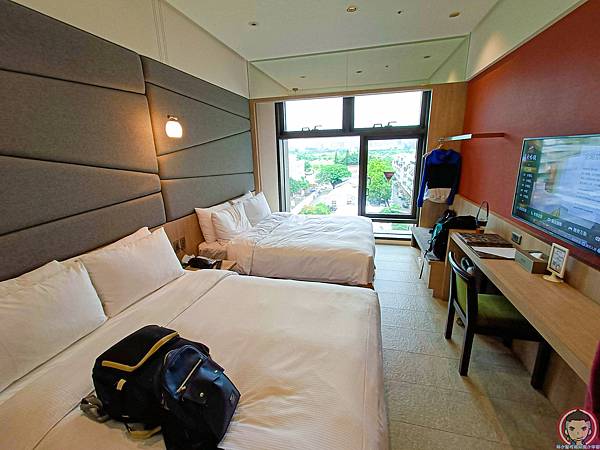 台中浮雲客棧四人房+四早餐 (不用三千?)Kloud hot 台中浮雲客棧四人房+四早餐 (不用三千?)Kloud hot