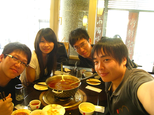 2010.04.11師姐出巡台中鼎王 054.jpg