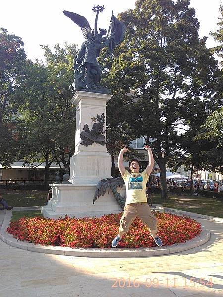 IMG_20160911_155444_BURST2.jpg IMG_20160911_155444_BURST2.jpg