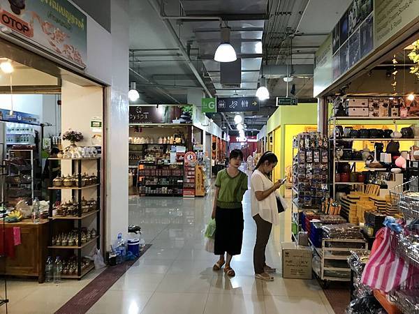 IMG_6377.JPG IMG_6377.JPG