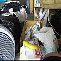 腳邊的雜物
