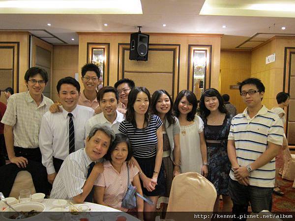 不能免俗的大合照（老師、師母甜蜜入鏡版）